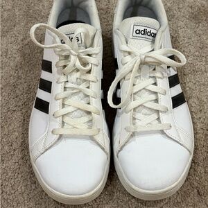 Adidas White Black Striped Lace Up Synthetic Low Top Sneakers 5 1/2 Women’s